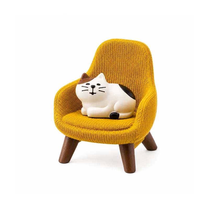 Miomu Adorno Gatito en el Sofá