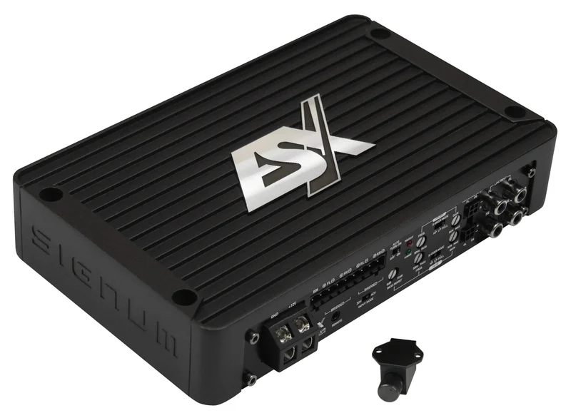 ESX SX800.4 — Amplificateur 4 canaux Class D compact et puissant