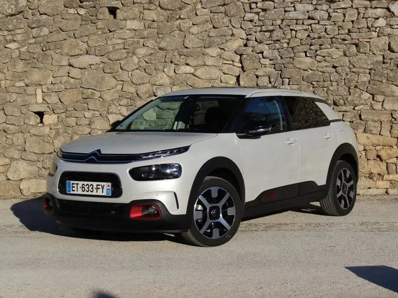 Focal Inside Citroën C4 Cactus ACTIVE 6.0 (2014 – 2021)